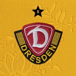 Camiseta de niño Dynamo Dresden 2025/26 local de manga larga Camiseta de niño Dynamo Dresden 2025/26 local de manga larga