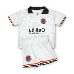 Kit Tercero de Luton Town 2024/25 para Niños Kit Tercero de Luton Town 2024/25 para Niños